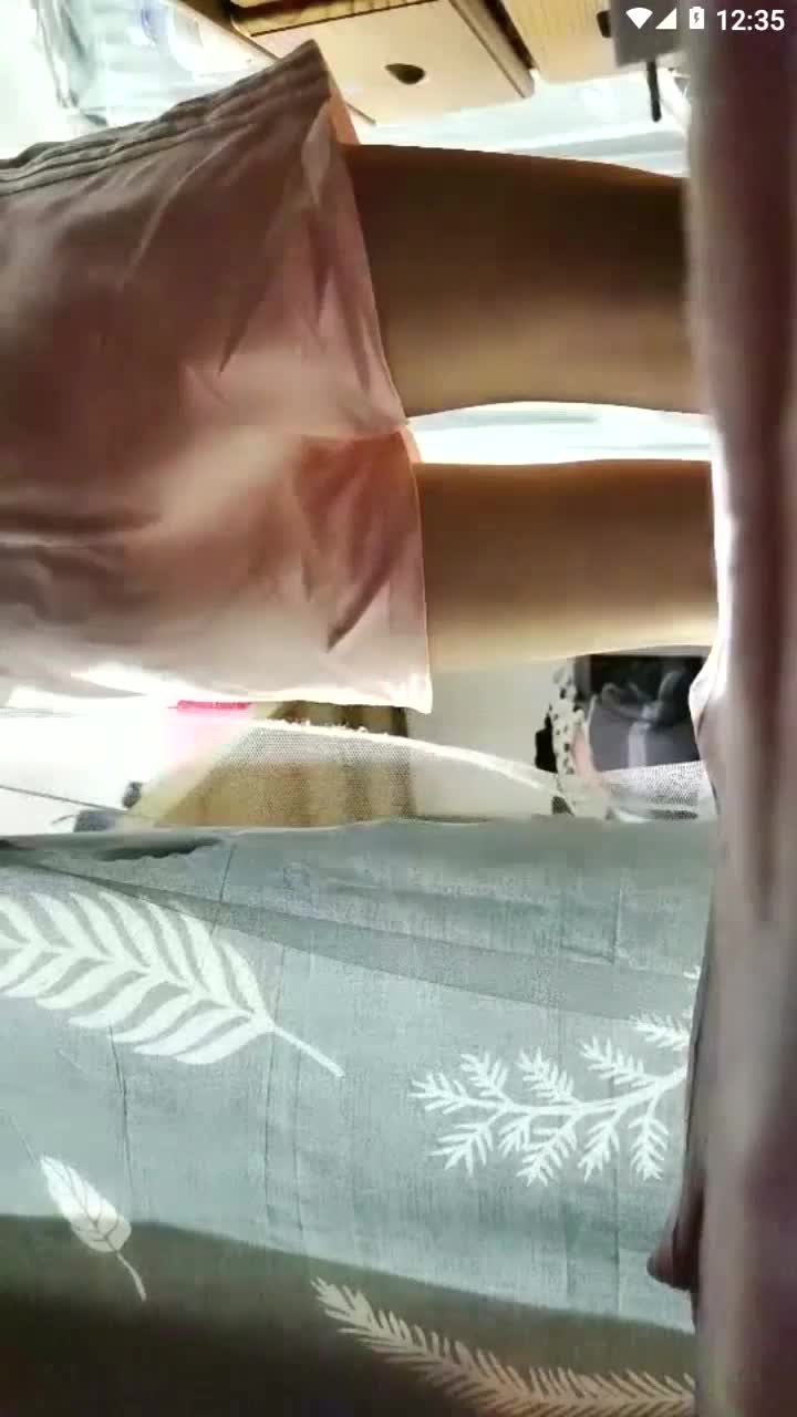 带你偷窥大学女生寝室的无限春光【大一妹妹】真实女生寝室 new